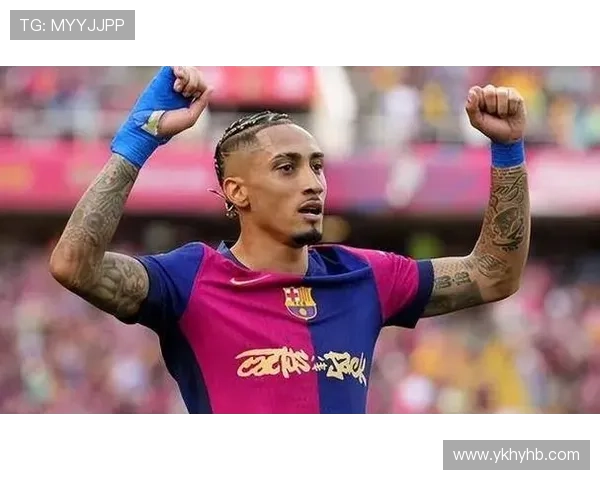 拉菲尼亚速度与爆发力持续提升，赛场表现稳健