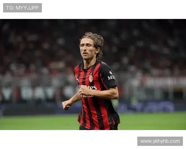 AC米兰战术困局加剧，老将依赖凸显争冠短板，复兴进程面临阶段性考验